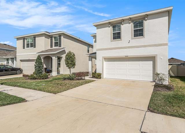Property at 5640 Wandering Willow Dr, Wesley Chapel, FL 33545, 4 beds, 2.5 baths