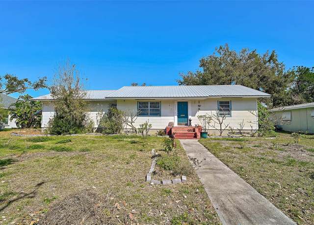 Property at 2302 8th Ave W, Bradenton, FL 34205, 3 beds, 1 bath