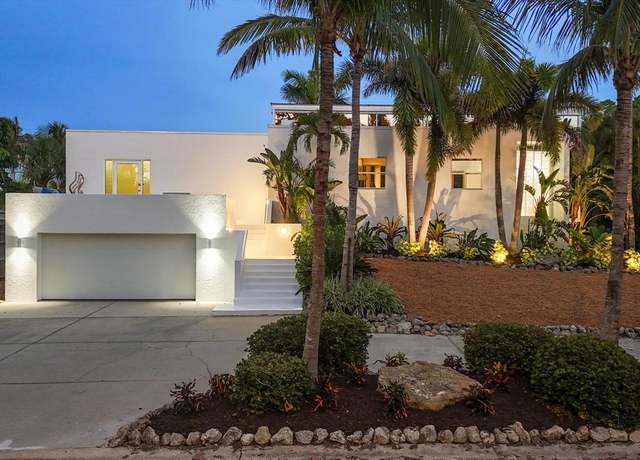 Property at 1168 Westway Dr, Sarasota, FL 34236, 3 beds, 3 baths