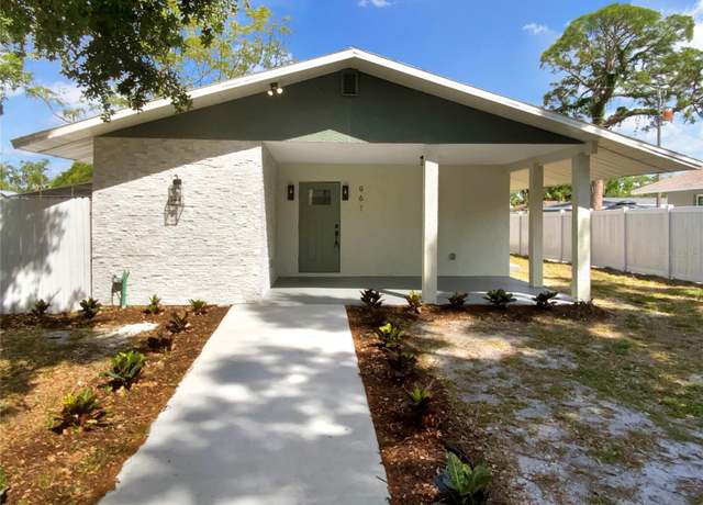 Property at 961 Charlotte Ave, Sarasota, FL 34237, 3 beds, 2 baths