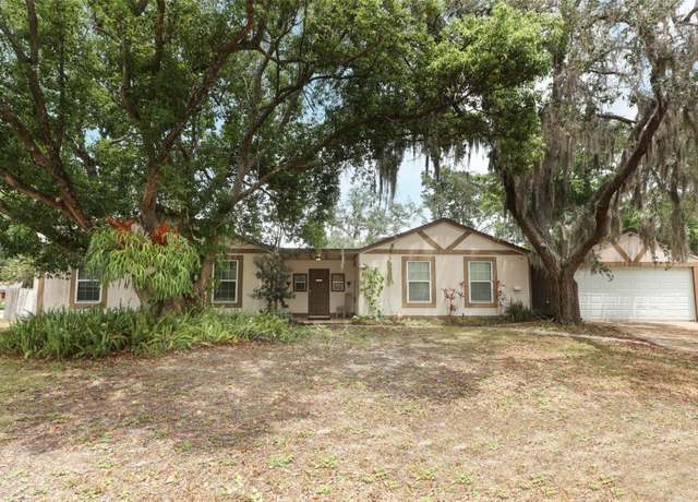 Property at 1405 Paula Dr, Apopka, FL 32703, 5 beds, 3 baths