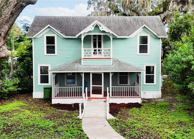 Property at 210 15th St E, Bradenton, FL 34208, 4 beds, 3 baths