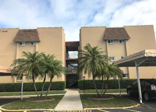 Property at 1330 Glen Oaks Dr E Unit 276D, Sarasota, FL 34232, 2 beds, 2 baths