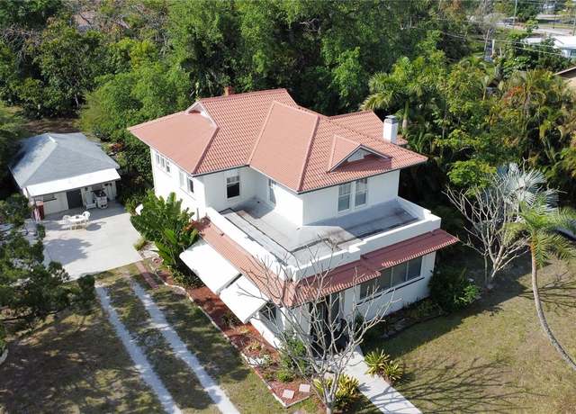Property at 1412 Winkler Ave, Fort Myers, FL 33901, 4 beds, 2.5 baths