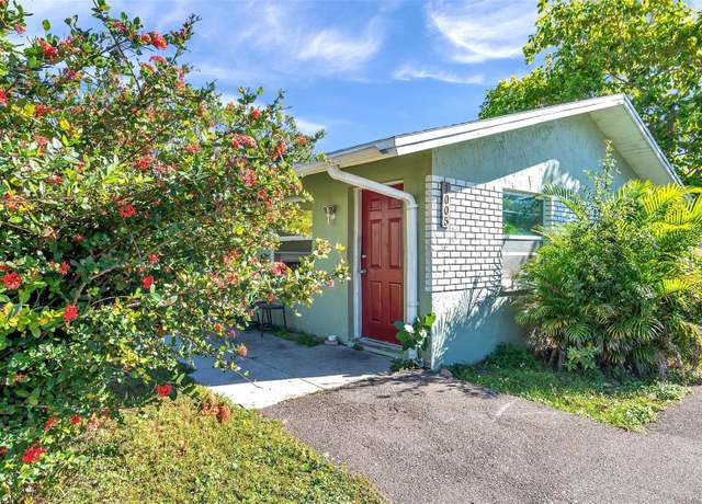 Property at 1005 Lake Palms Dr, Largo, FL 33771, 5 beds, 2 baths