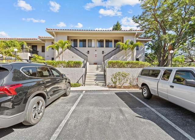 Property at 1800 Mariner Dr #2, Tarpon Springs, FL 34689, 2 beds, 2 baths