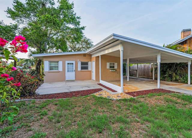 Property at 224 Georgia Ave, Crystal Beach, FL 34681, 2 beds, 1 bath