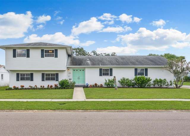 Property at 8408 Granite Pl, Tampa, FL 33615, 4 beds, 4 baths