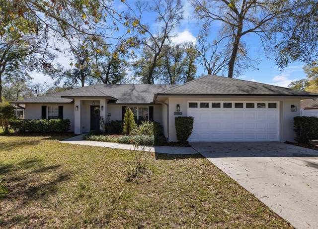 Property at 1762 NE 39th St, Ocala, FL 34479, 3 beds, 2 baths