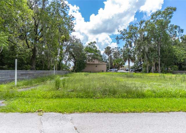 Property at 464 NE 2nd St, Crystal River, FL 34429