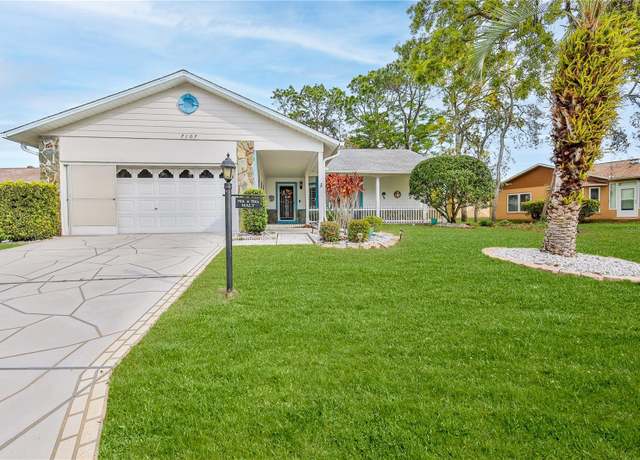 Property at 7107 Pond View Ct, Spring Hill, FL 34606, 3 beds, 2 baths