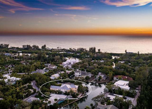 Property at 1243 Starboard Ln, Sarasota, FL 34242, 4 beds, 4.5 baths
