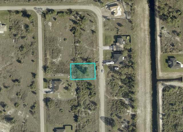 Property at 1054 Kirkwood St, Lehigh Acres, FL 33974