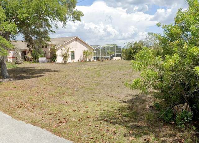 Property at 924 NE 20th St, Cape Coral, FL 33909