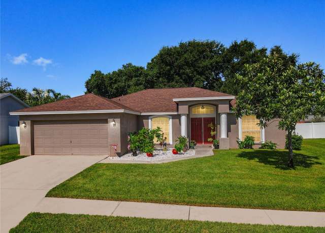 Property at 5643 Fischer Dr, Lakeland, FL 33812, 4 beds, 2 baths