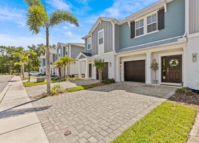 Property at 2818 Grand Kemerton Pl, Tampa, FL 33618, 3 beds, 2.5 baths