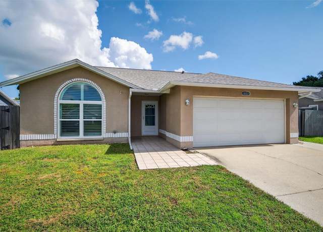 Property at 8157 124th Ter, Largo, FL 33773, 4 beds, 2 baths