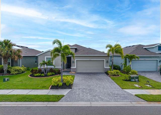 Property at 6550 Devesta Loop, Palmetto, FL 34221, 4 beds, 2.5 baths