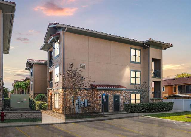 Property at 906 Charo Pkwy #414, Davenport, FL 33897, 2 beds, 2 baths