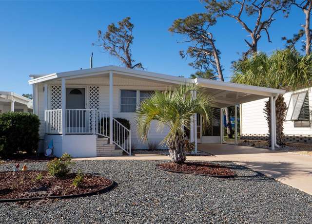Property at 703 S Green Cir, Venice, FL 34285, 2 beds, 1.5 baths