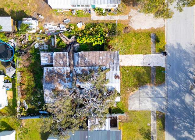 Property at 6077 137th Ave N, Clearwater, FL 33760, 3 beds, 2 baths