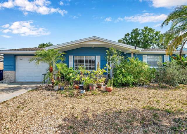 Property at 3621 Beacon Square Dr, Holiday, FL 34691, 2 beds, 1.5 baths