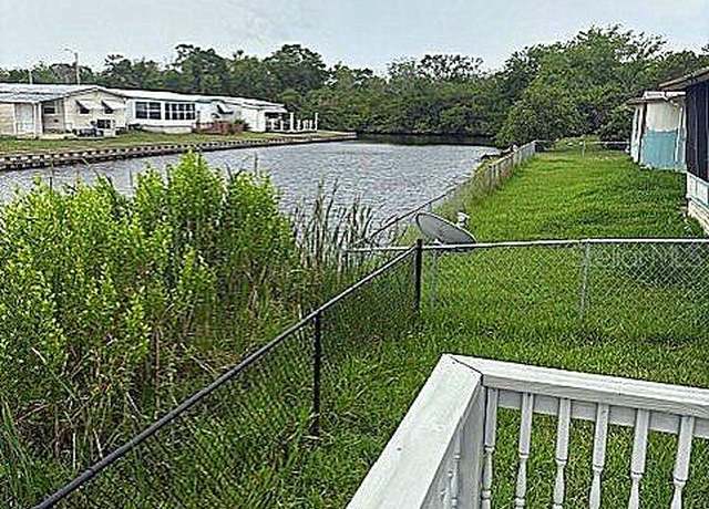 Property at 5626 Congress St, New Port Richey, FL 34653, 2 beds, 2 baths