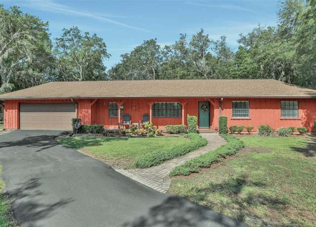 Property at 127 Oak Ln, Ormond Beach, FL 32174, 5 beds, 3 baths
