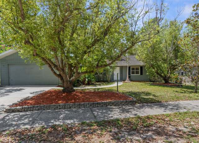 Property at 3668 Pond View Ln, Sarasota, FL 34235, 2 beds, 2 baths