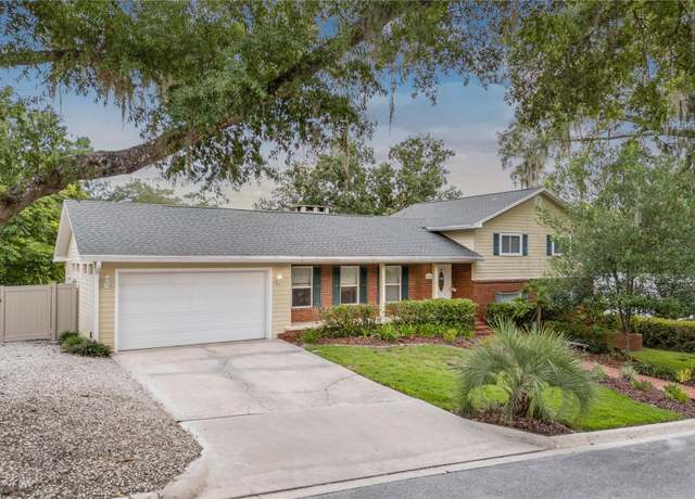 Property at 2026 NW 19th Ln, Gainesville, FL 32605, 5 beds, 3 baths