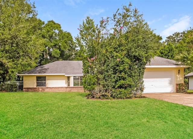 Property at 10448 SW 74th Ct, Ocala, FL 34476, 3 beds, 2 baths