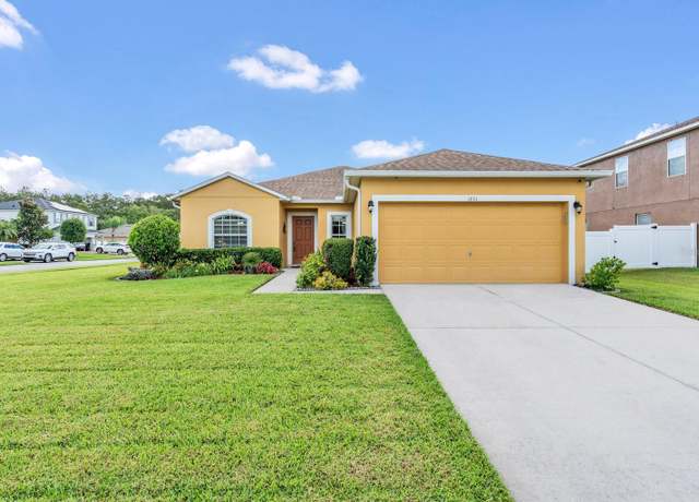 Property at 1801 Stargazer Trl, Kissimmee, FL 34758, 3 beds, 2 baths