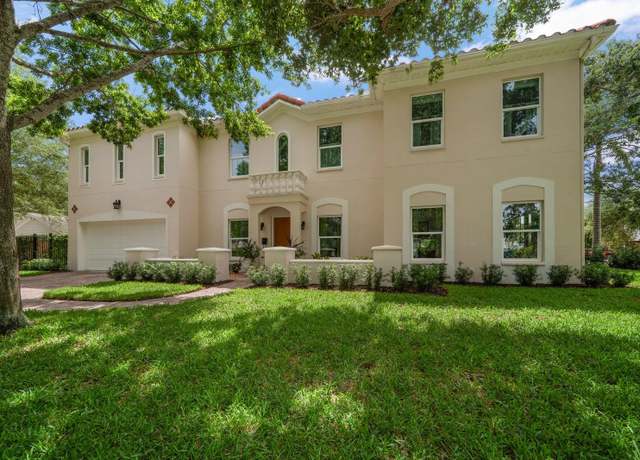 Property at 2900 W Estrella St, Tampa, FL 33629, 3 beds, 2.5 baths