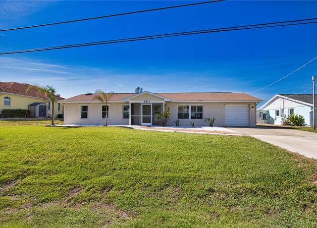Property at 1933 Oregon Trl, Englewood, FL 34224, 3 beds, 2 baths