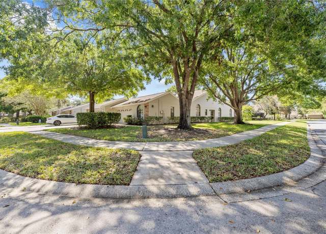 Property at 5482 Salem Square Dr N, Palm Harbor, FL 34685, 3 beds, 2 baths