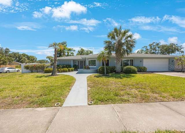 Property at 14204 Yacht Club Blvd, Seminole, FL 33776, 2 beds, 2 baths
