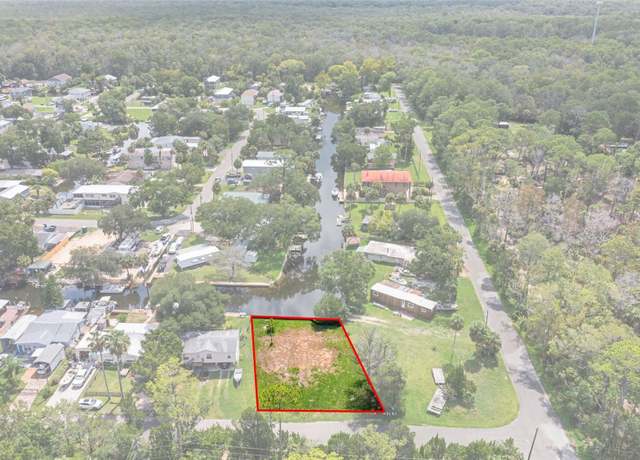 Property at 5981 Colony Cir, Weeki Wachee, FL 34607