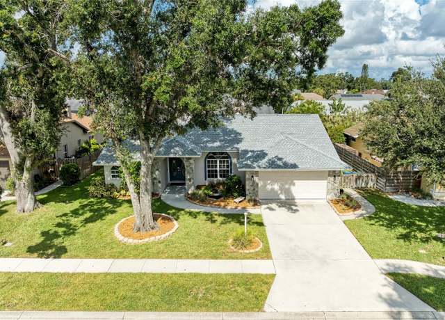 Property at 4488 Diamond Cir E, Sarasota, FL 34233, 3 beds, 2 baths