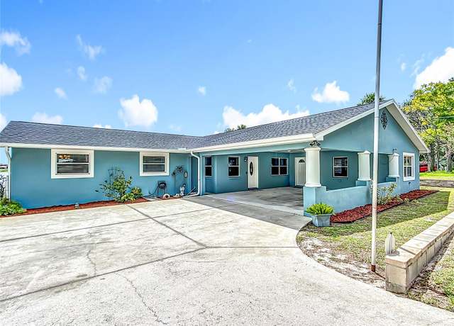 Property at 1200 Lucerne Loop, Winter Haven, FL 33881, 3 beds, 3 baths