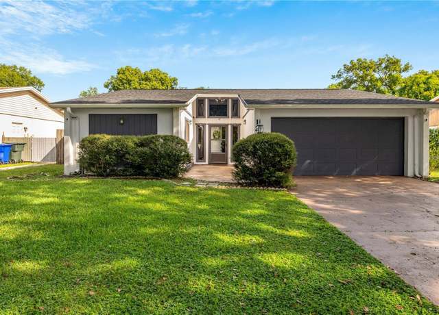 Property at 1244 Spinnaker Dr, Lakeland, FL 33805, 2 beds, 2 baths