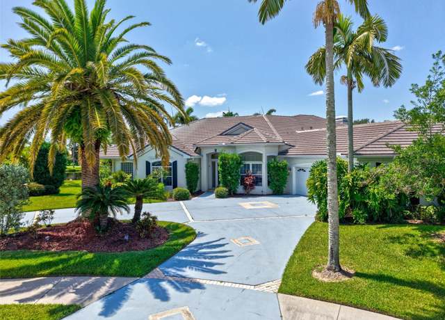 Property at 1009 Monticello Ct, Melbourne, FL 32940, 5 beds, 3.5 baths