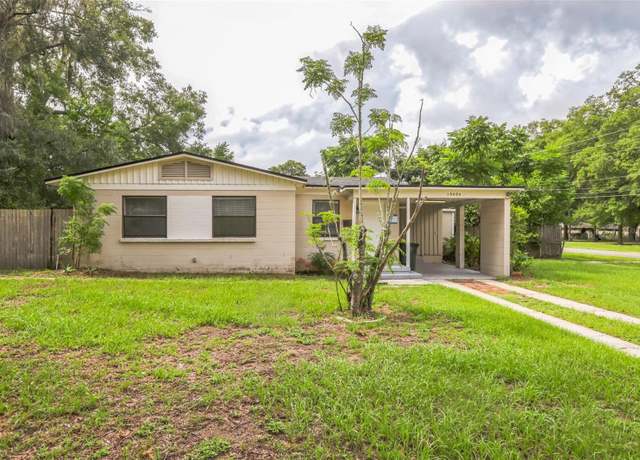 Property at 10404 Antioch Rd, Jacksonville, FL 32246, 3 beds, 1 bath