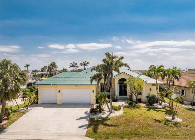Property at 1134 Coronado Dr, Punta Gorda, FL 33950, 3 beds, 2.5 baths