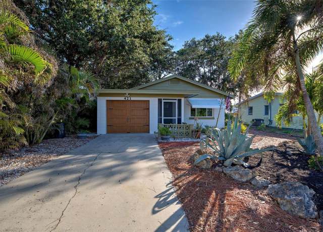 Property at 421 Riviera St, Venice, FL 34285, 2 beds, 1.5 baths