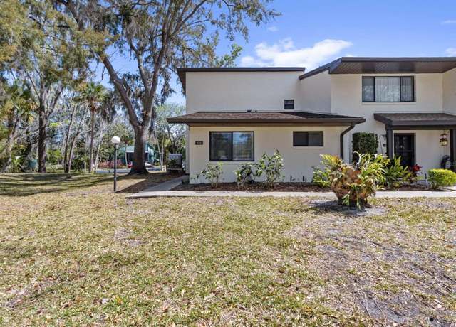 Property at 1637 SE Paradise Cir W #101, Crystal River, FL 34429, 3 beds, 2 baths