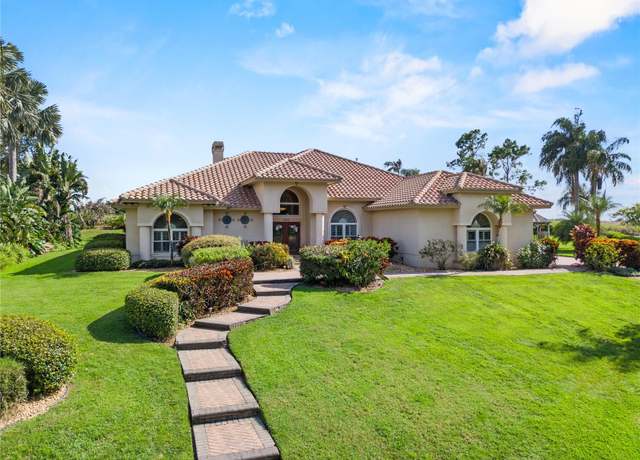 Property at 3211 Heron Cv, Winter Haven, FL 33884, 4 beds, 3.5 baths