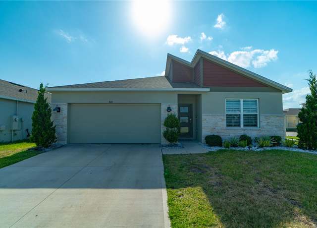 Property at 400 Chayne Pl, St Cloud, FL 34771, 4 beds, 2 baths