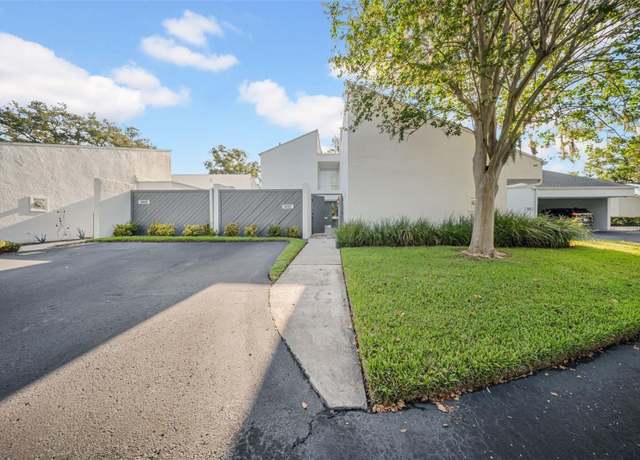Property at 14123 Cypress Cir #14123, Tampa, FL 33618, 3 beds, 2.5 baths