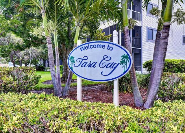 Property at 9487 Tara Cay Ct, Seminole, FL 33776, 4 beds, 3.5 baths