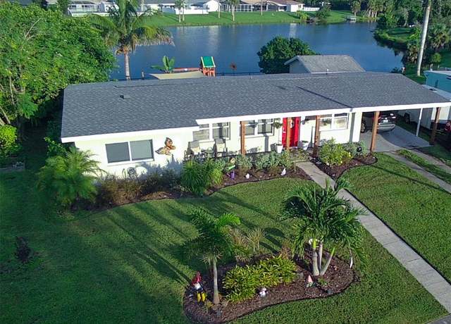 Property at 2804 Starlite Ln, Port Charlotte, FL 33952, 2 beds, 1 bath